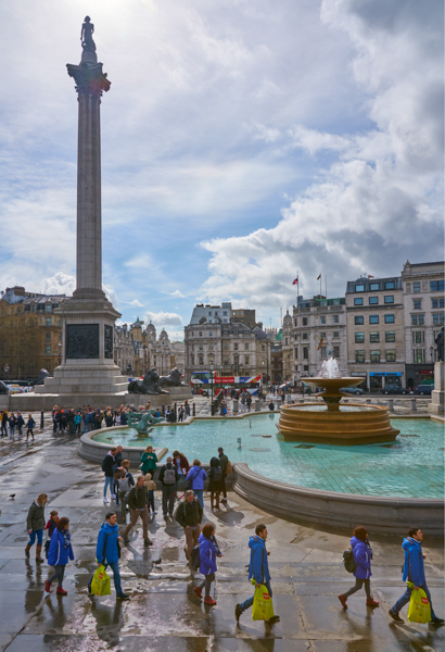 Nelson's column, fountain and the same people three times